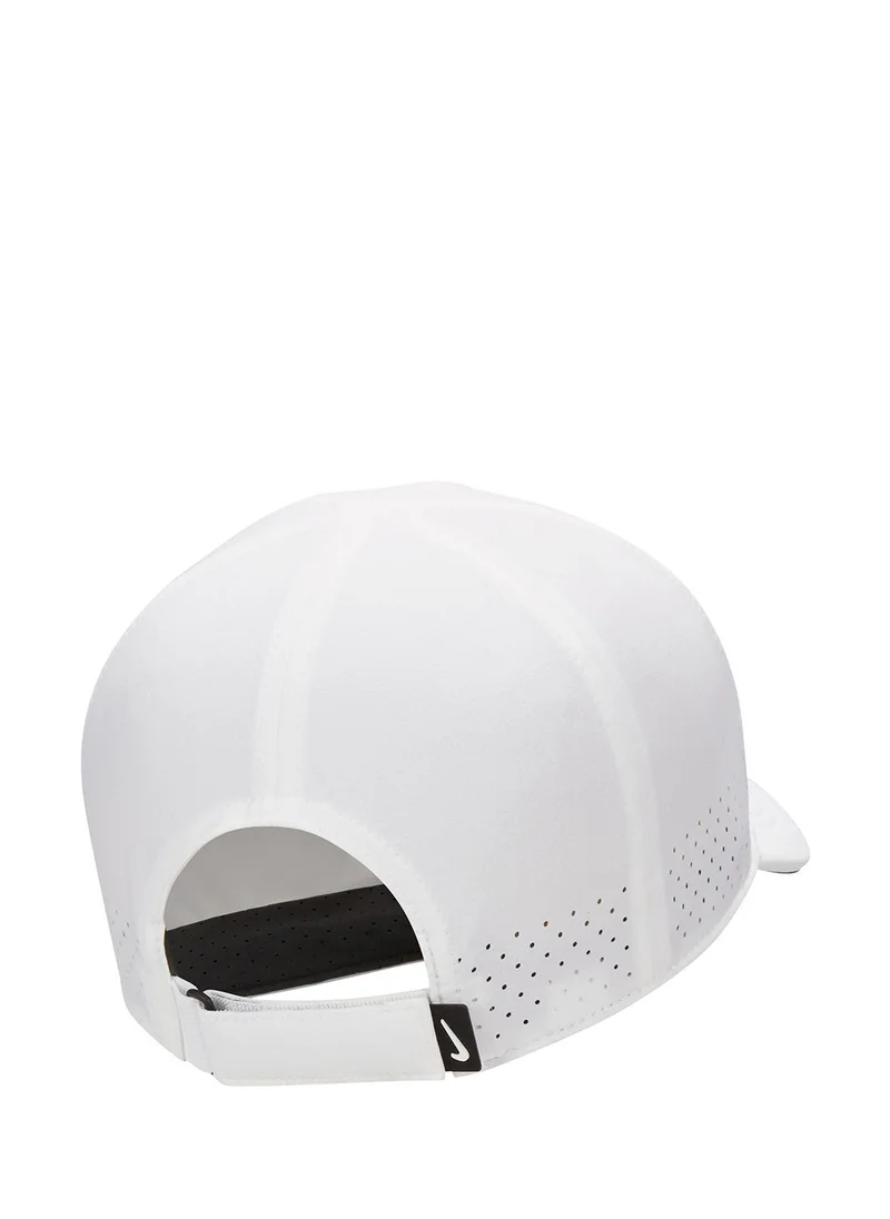 نايكي Dri-Fit Advantage Club Cap