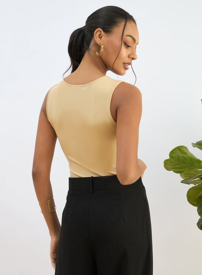 ساسافراس بودي سوت نسائي بدون أكمام لون بيج من ساسافراس - Image 5