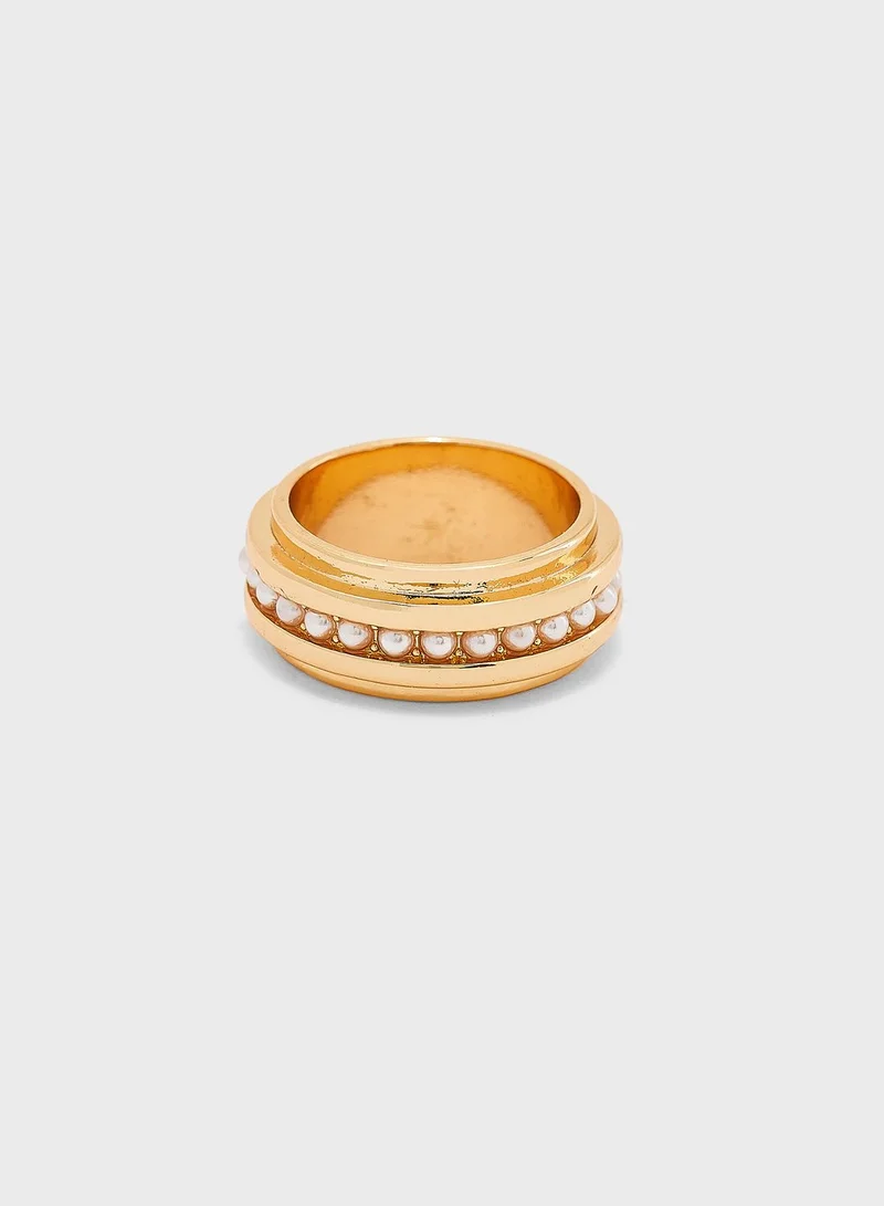 Orelia Pearl Ridged Metal Ring