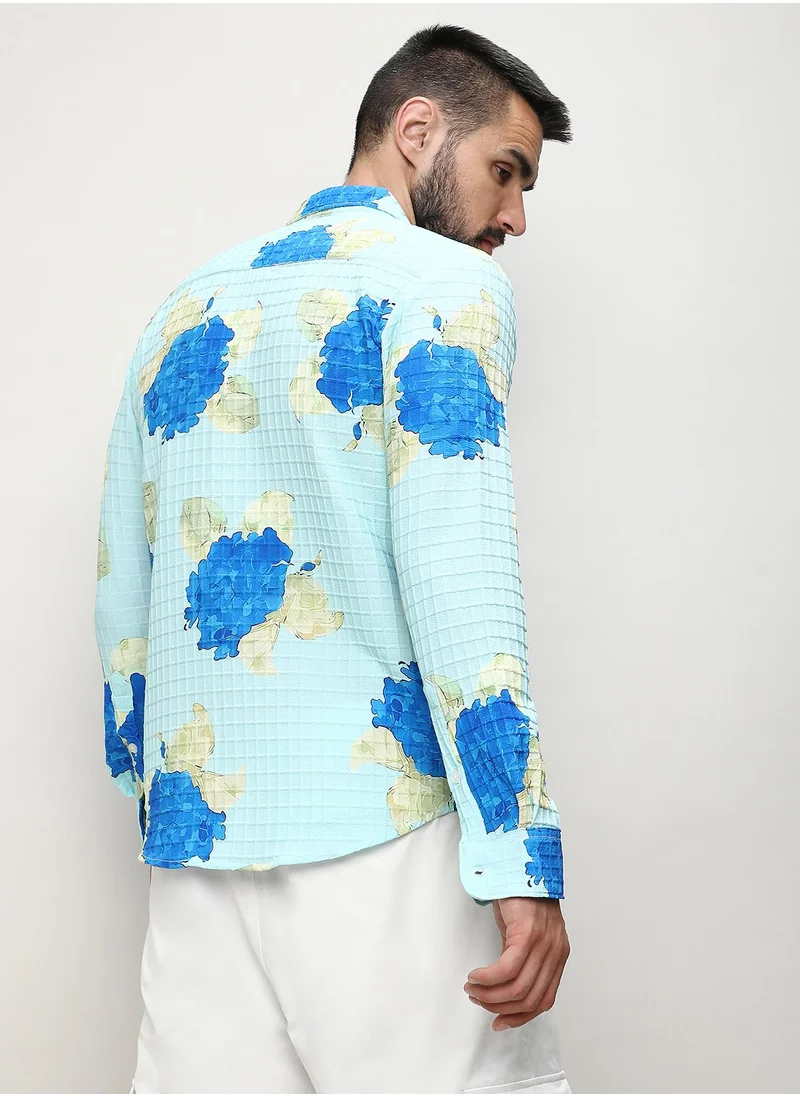 Campus Sutra Men's Light Blue Hydrangea Foliage Shirt