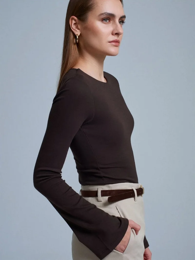 ديلفين DILVIN Slim Fit Long Sleeve Crew Neck Blouse
