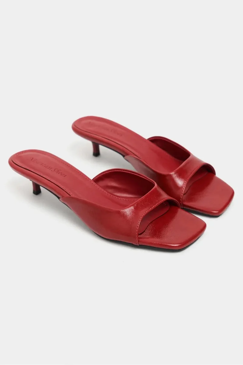 Nisantasi Shoes  Hazel Rustic Patterned Square Toe Slim Heel Mules — Red for Women | Best Price UAE
