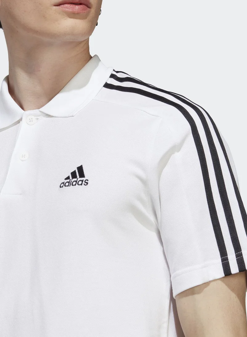 adidas تيشيرت بولو مزينة بخطوط الماركة