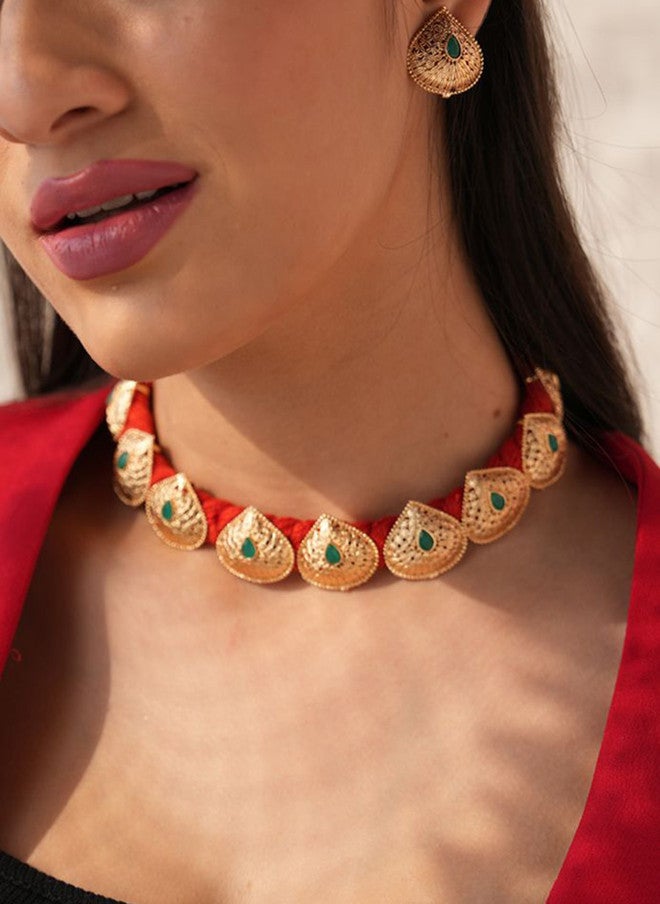 Binnis Wardrobe Gold Plated Gemstone Studded Eira Threaded Choker Jewellery Set - Image 4