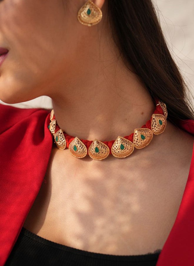 Binnis Wardrobe Gold Plated Gemstone Studded Eira Threaded Choker Jewellery Set - Image 5