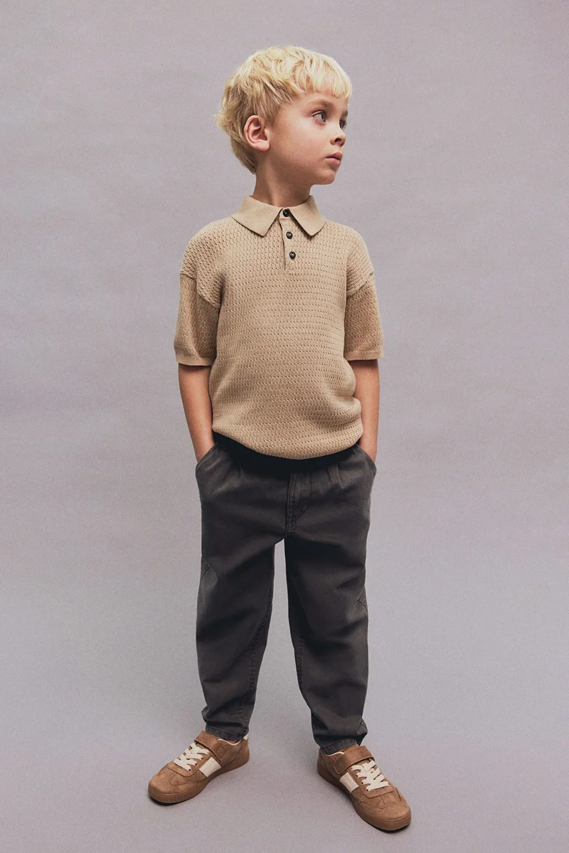 اتش اند ام Loose-fit tapered twill chinos
