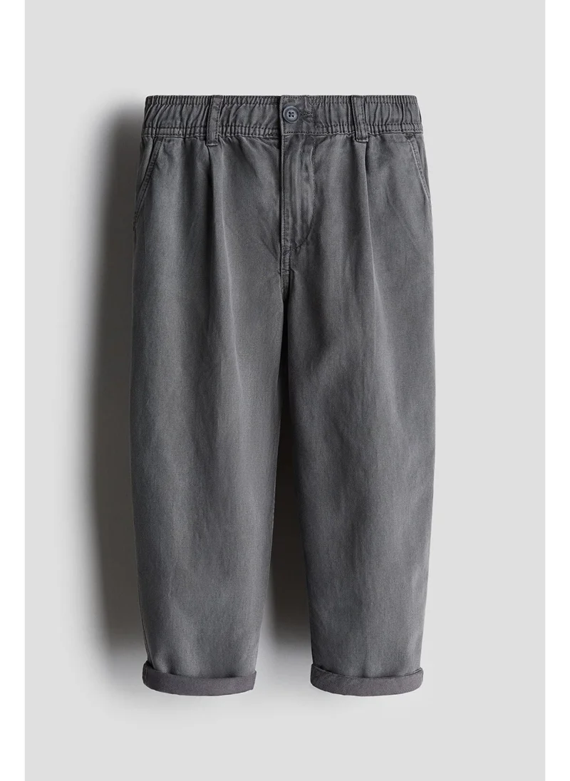 H&M Loose-fit tapered twill chinos