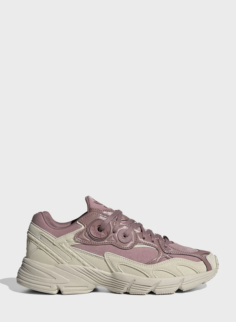 adidas Originals Astir