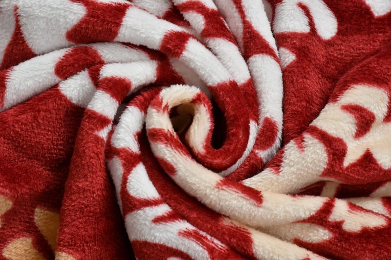 Temoli Flannel Solid Fabric Warm Bedsheets with 2 Pillow Covers (250X250 cm, King Size, Zig-Zag-Red) - Image 3