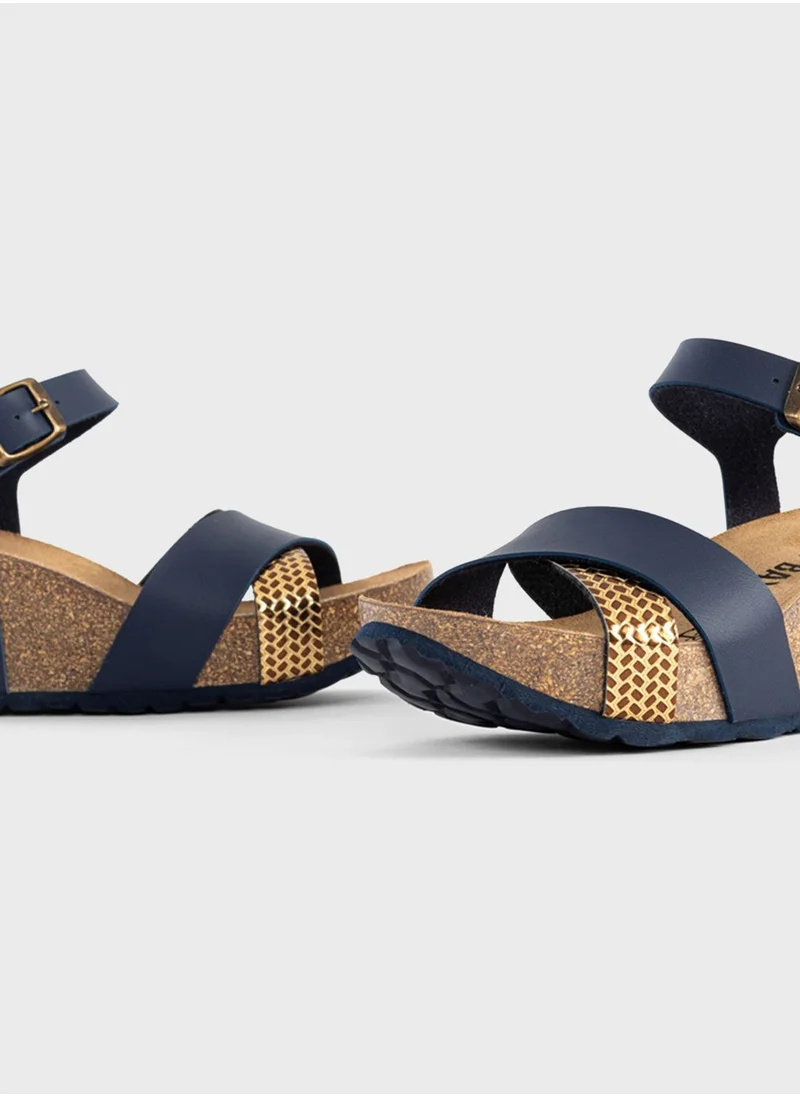 BAYTON Minorque Strappy Mid Heel Wedges