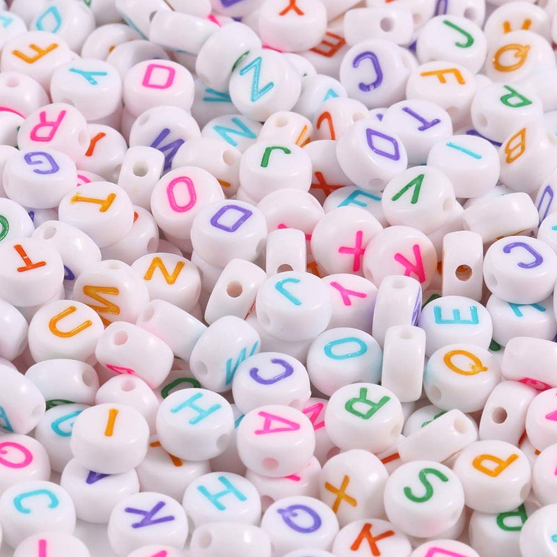 خرز أكريليك أبيض دائري 1000 قطعة بحروف الأبجدية 4x7 مم خرز ملون للحرف اليدوية وصنع الأساور والقلائد وسلاسل المفاتيح