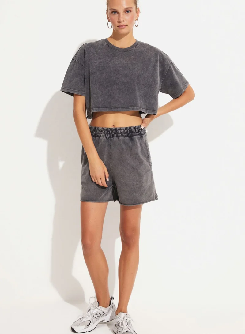 JUNE Crew Neck T-shirt And Short Set