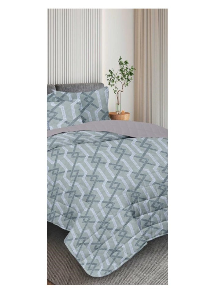 Red Rose A practical summer double bed sheet with a printed design to suit your room's decor, made of microfiber, measuring 230*250cm.  - Image 3