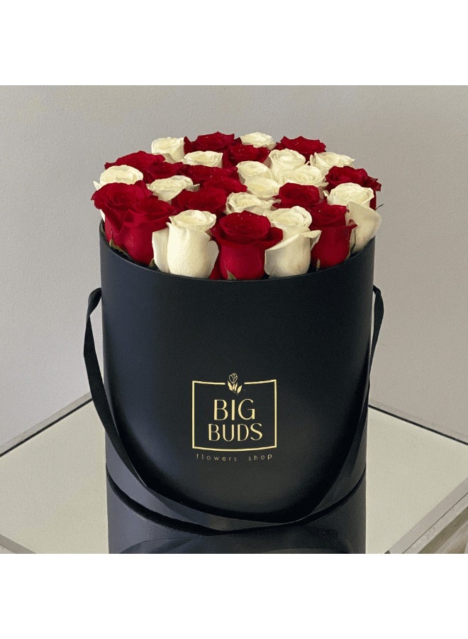 Yelena Red And White Rose Box