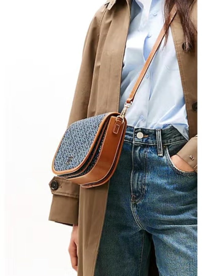 Hilfiger Denim Tommy Hilfiger Monogram Saddle Crossbody Bag – Navy & Cognac Jacquard Classic Design - Image 4