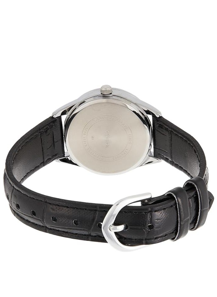 CASIO Women's Leather Analog Watch LTP-V005L-1AUDF - Image 2