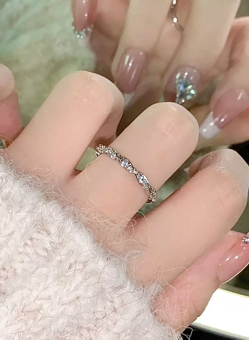 أوليس فيرس  قطعتان من خواتم المويستنايت اللامعة للنساء - تصميم مفتوح قابل للتعديل، مظهر يشبه الألماس، مناسب للتركيب - Image 5