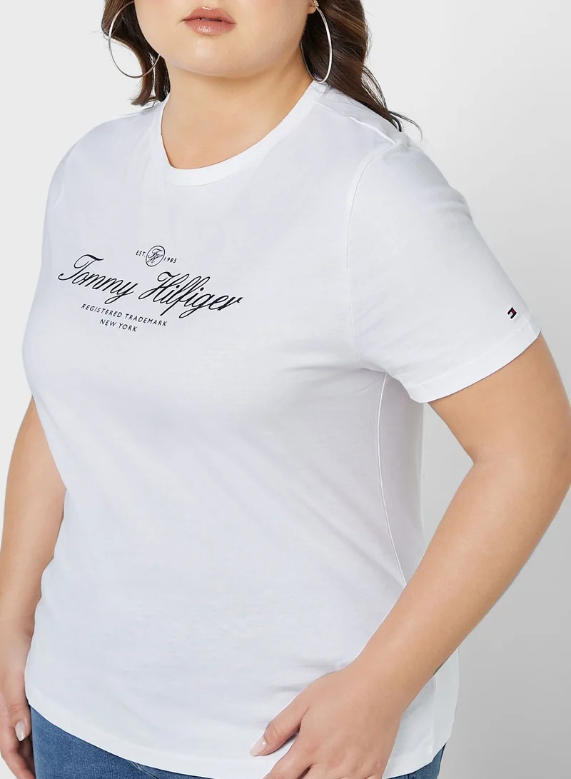 Tommy Hilfiger Plus Logo Detail T-Shirt