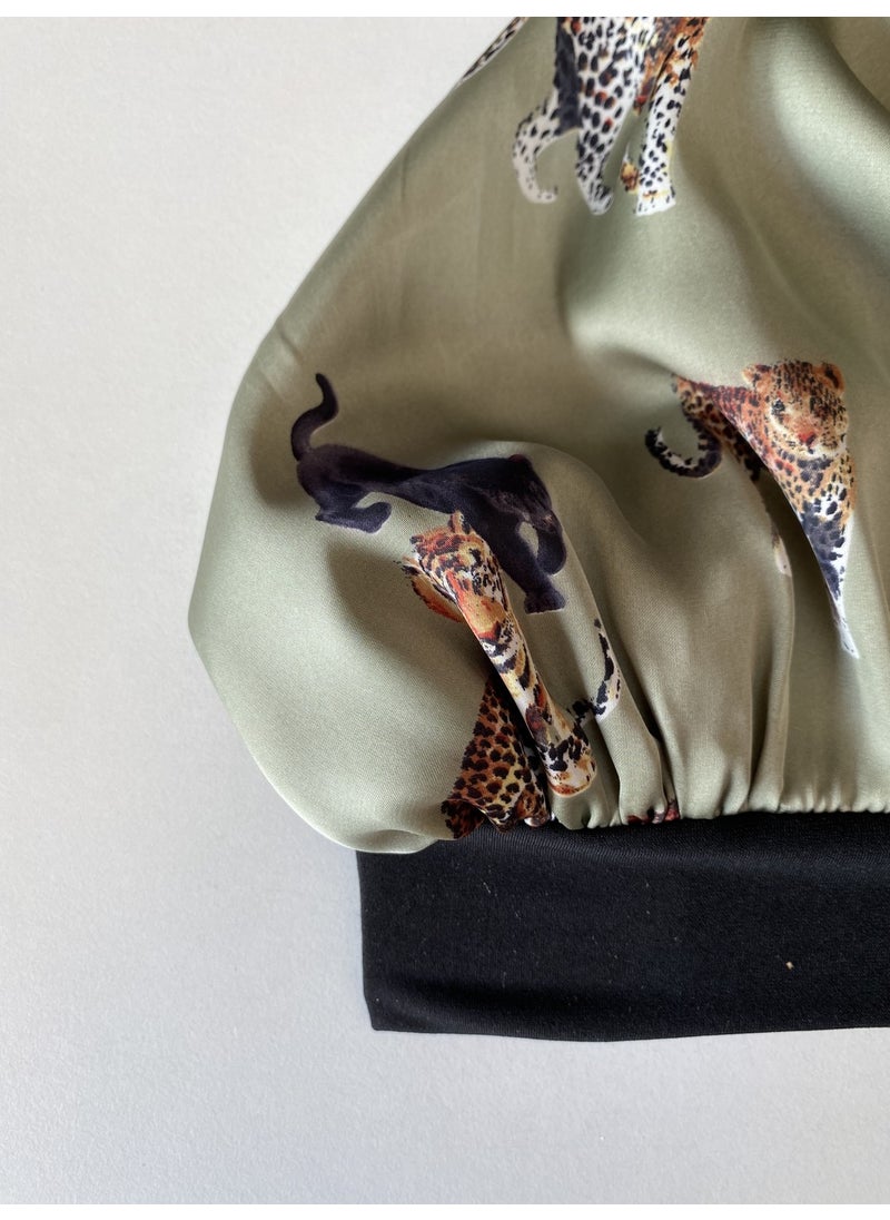 Pistore Green Tiger Pattern Satin Bonnet and Buckle Set for Curly Hair  - Image 2