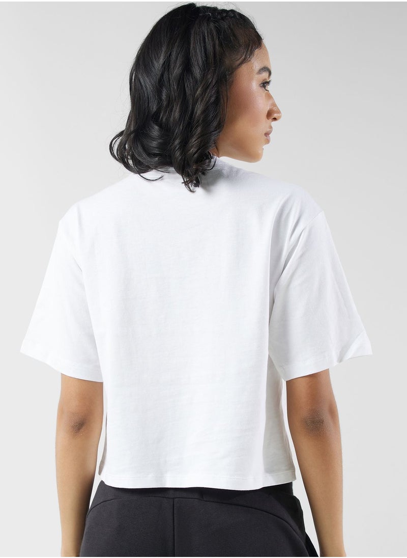 PUMA - Essential Blossom Graphic T-Shirt - Image 1