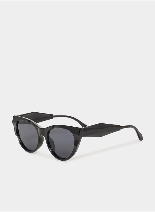 Styli Solid Cat Eye Sunglasses  - Image 1