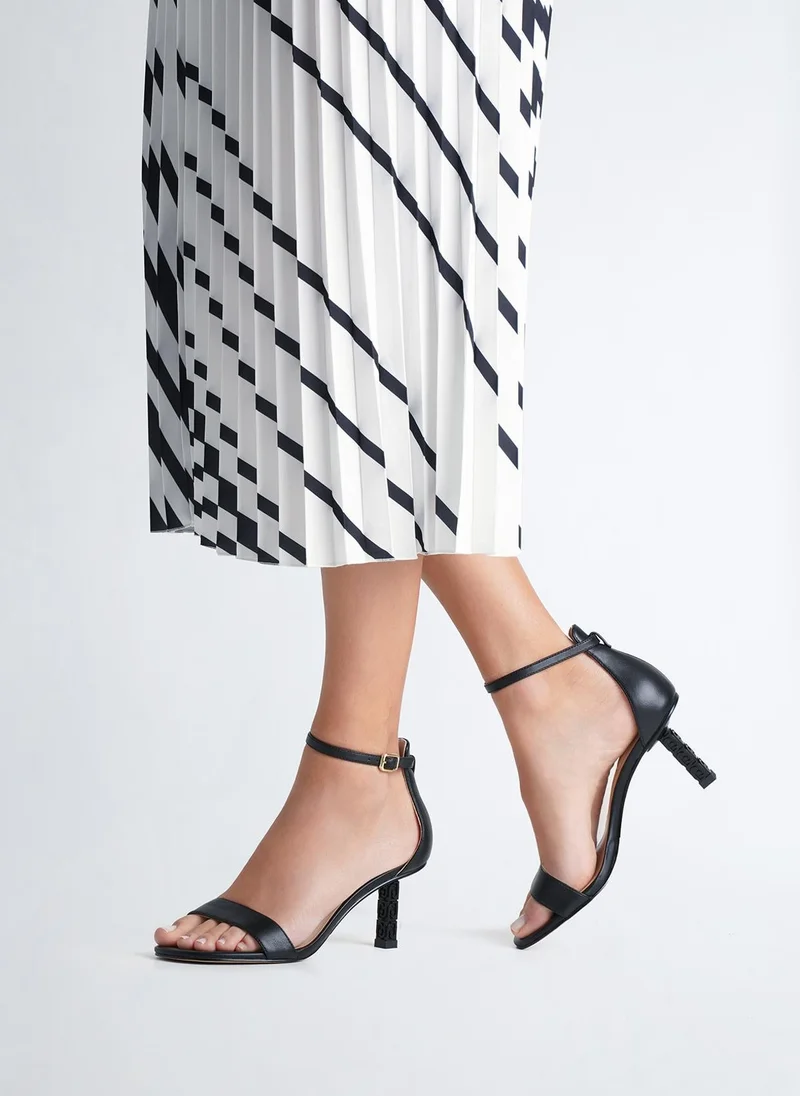 ليو جو صنادل بكعب ماركة