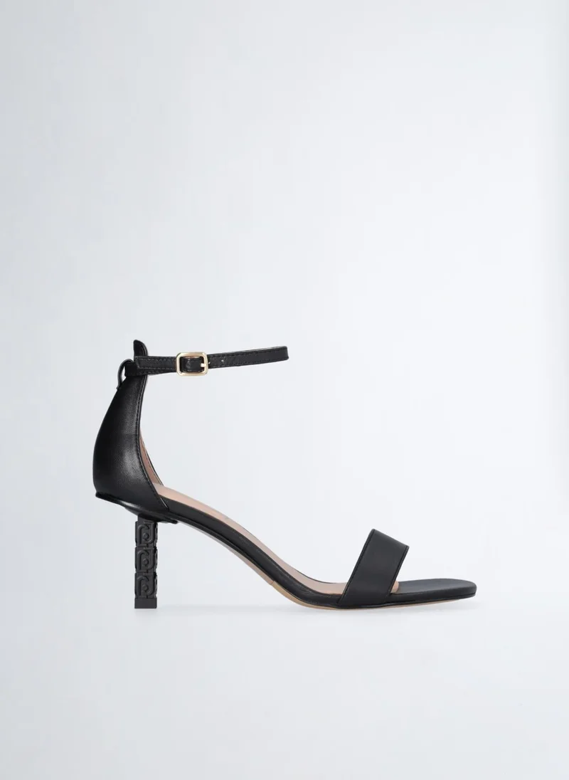 ليو جو صنادل بكعب ماركة