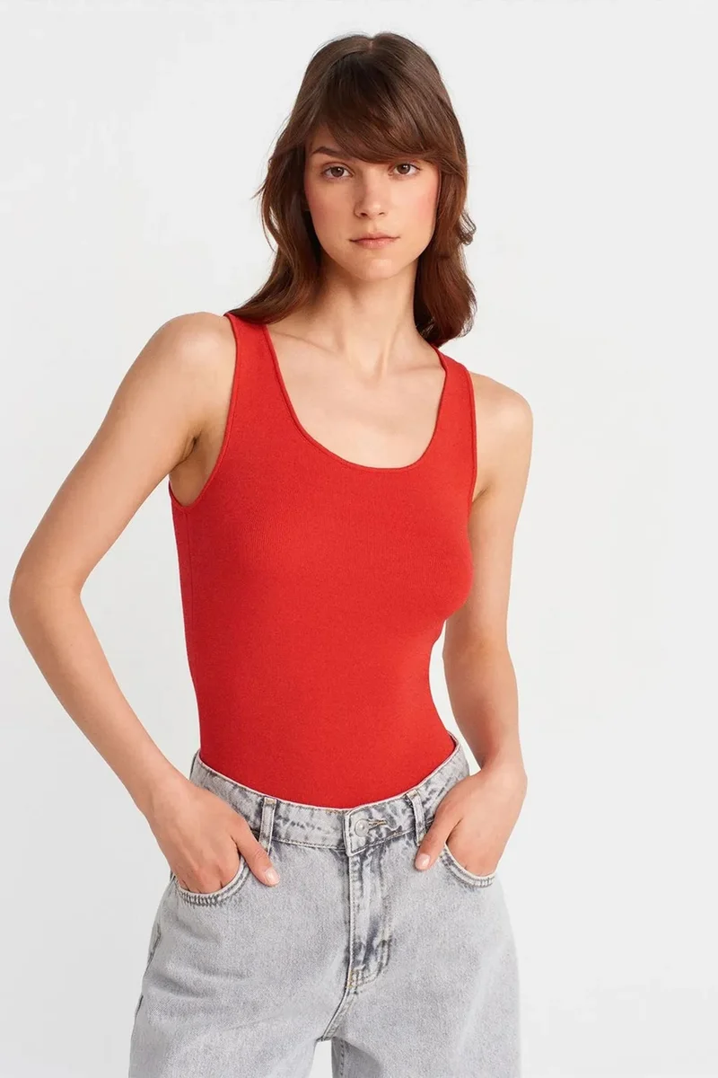 DILVIN Ribbed Sleeveless Cami Blouse