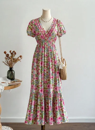 تايك تو فستان ماكسي - مزين بالزهور من تيك تو