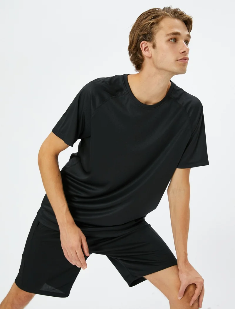 كوتون Basic Sports T-Shirt Raglan Sleeve Crew Neck Textured