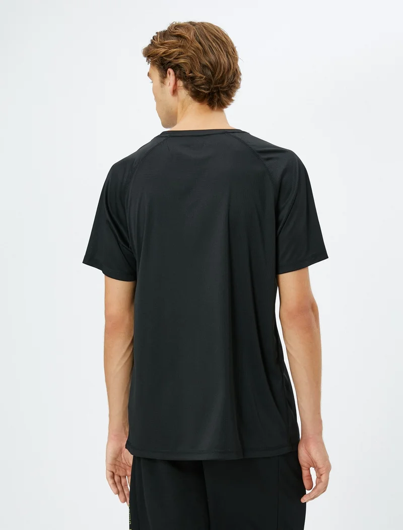 كوتون Basic Sports T-Shirt Raglan Sleeve Crew Neck Textured