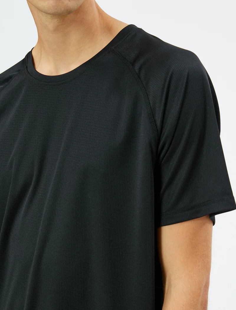 كوتون Basic Sports T-Shirt Raglan Sleeve Crew Neck Textured