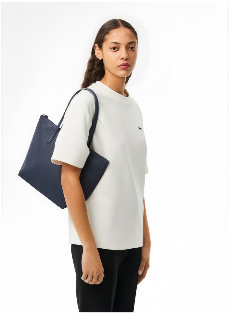 لاكوست حقيبة يدية متعددة الاستخدامات كبيرة السعة ذات السمات الزرية لشركة لاكوست للنساء من نمط L12.12 فاشيونية حقيبة عاتية حقيبة كتف متوسطة اللون الأزرق الداكن - Image 2