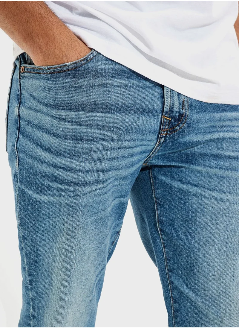 American Eagle Light Wash Skinny Fit Jeans