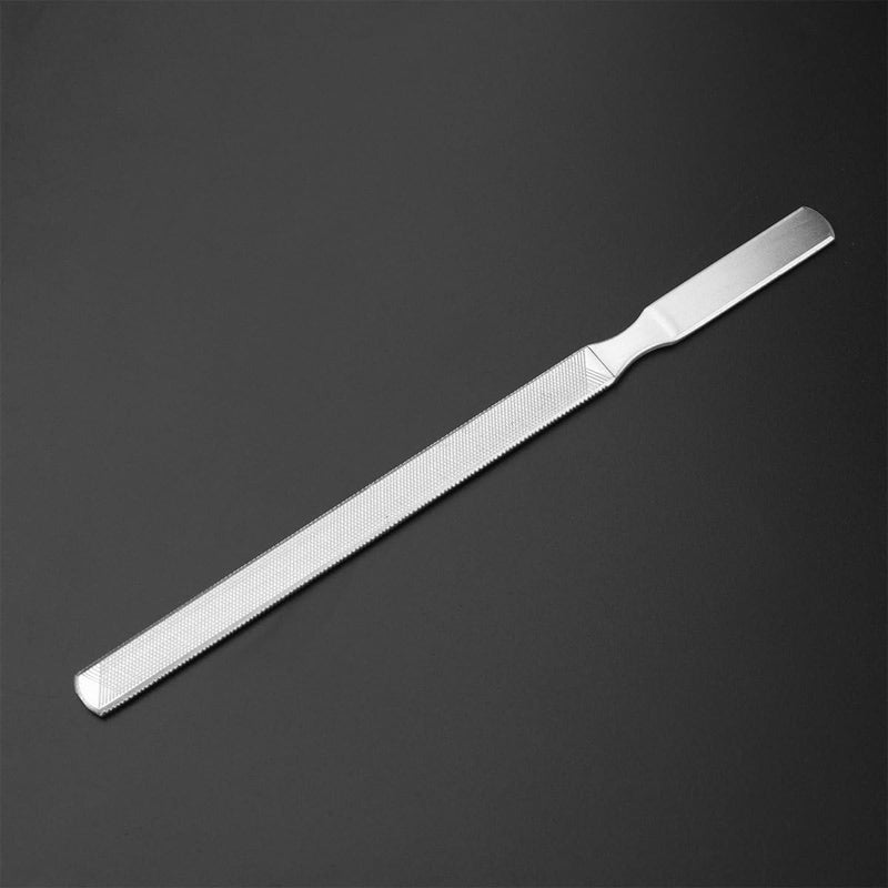 مجموعة أدوات تنظيف الأظافر والقدمين من الفولاذ المقاوم للصدأ، 4 قطع، أطوال 13 سم و18 سم، ملفات أظافر ذات جانبين أو أربعة جوانب، لتشطيب وصقل الأظافر، للاستخدام المهني في الصالونات أو المنزل. - Image 3