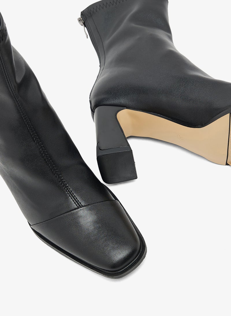 ايلا بوت للكاحل بكعب عريض مدبب - Image 4