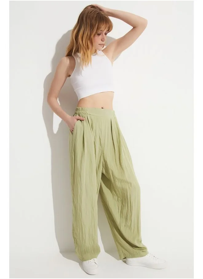جون June Elastic Waist Trouser Light Green