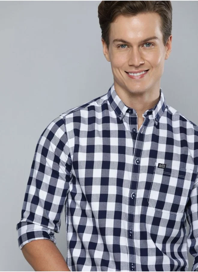 The Indian Garage Co Men Slim Fit Checkered Full Sleeves Cutaway Collar Casual Shirt