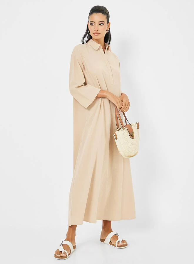ستايلي Button Placket Collared Jalabiya