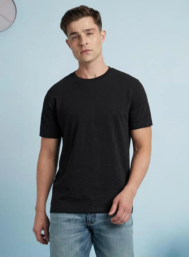 Dennis Lingo Dennis lingo Men Black Textured Regular Fit T-Shirt