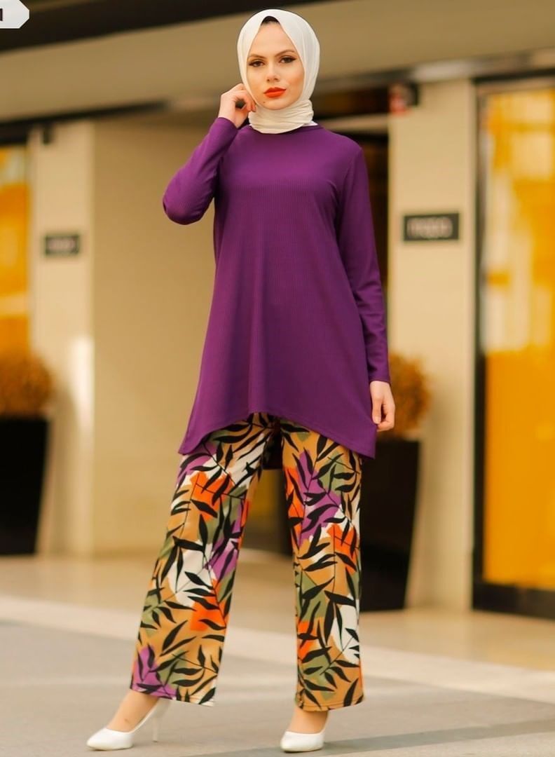 Loquat Women's Fashion Printed Set  - Image 3