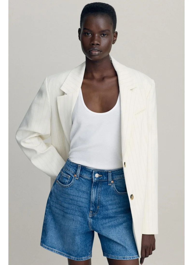 اتش اند ام High-waisted denim shorts