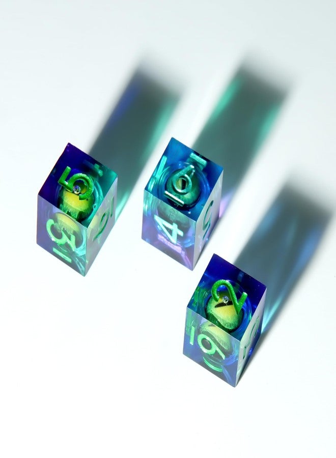 YEMEKO 3Pcs D6 Dargon Eye Liquid Core DND Dice Set with Resin Sharp Edge, 6 Sided Dice 16mm Handmade Polyhedral D&D Dice for Dungeons and Dragons - Image 4