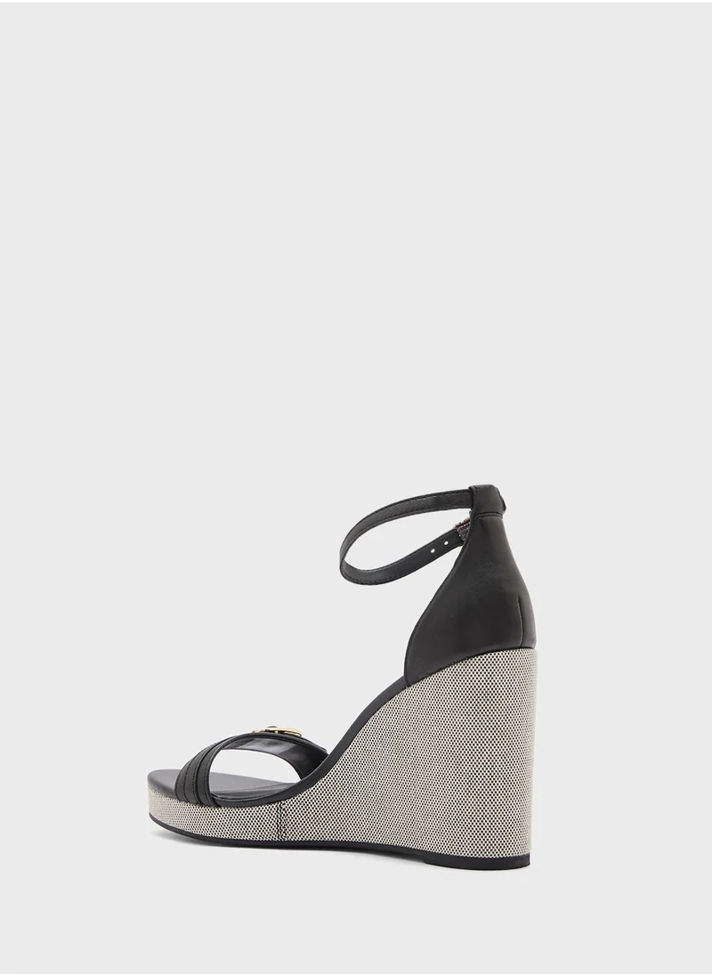 TOMMY HILFIGER Ankle Strap High Heel Sandels