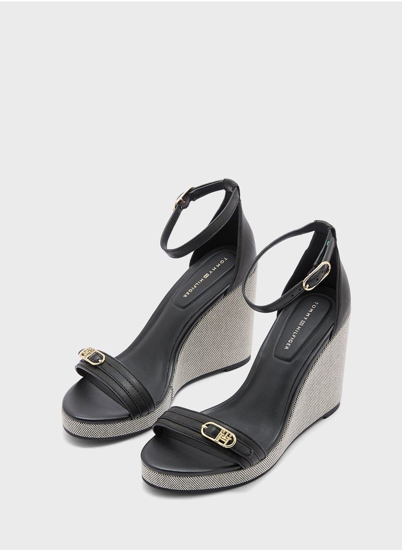 Ankle Strap High Heel Sandels - pzsku/Z7BE0A16C14970BDEA56BZ/45/_/1740370525/ffa422fd-b523-4187-9bd4-2ac82c26e4c2