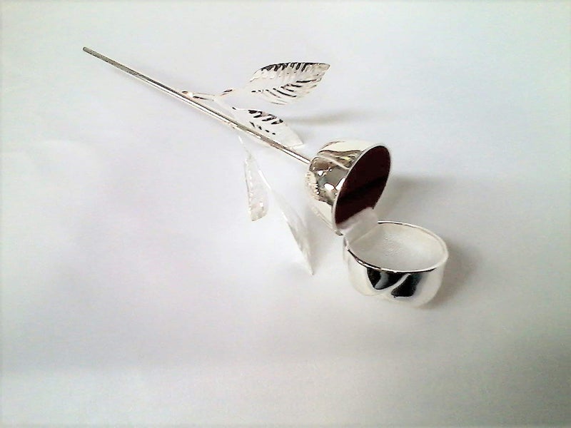 Elegance Long Stem Rose Ring Holder, 9", Silver - Image 4