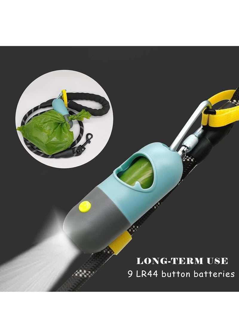 حقيبة قمامة للكلاب 15 قطعة حقيبة 1 قطعة موزع مع مصباح LED مدمج ومشبك معدني للحزام، حامل أكياس فضلات الحيوانات الأليفة، ملحقات مشي الكلاب (لون عشوائي) - Image 3