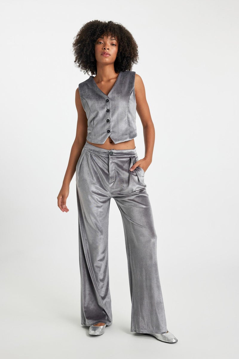 DeFacto Woman Wide Leg Fleece Pocket Velvet Trousers - Image 4