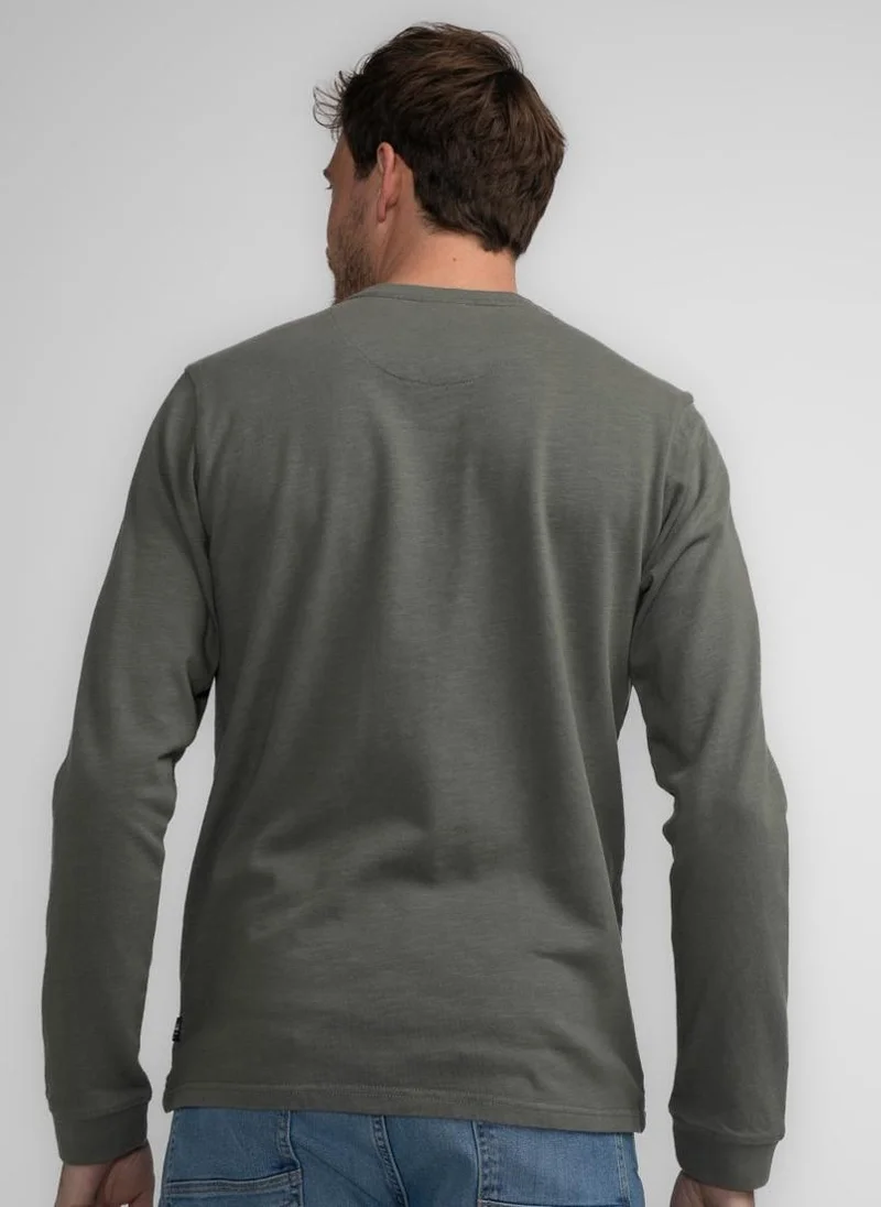 بترول اندستريز تيشيرت رجالي بأكمام طويلة