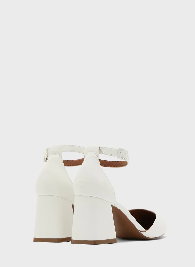 CALL IT SPRING Daliaa High Heel Pumps